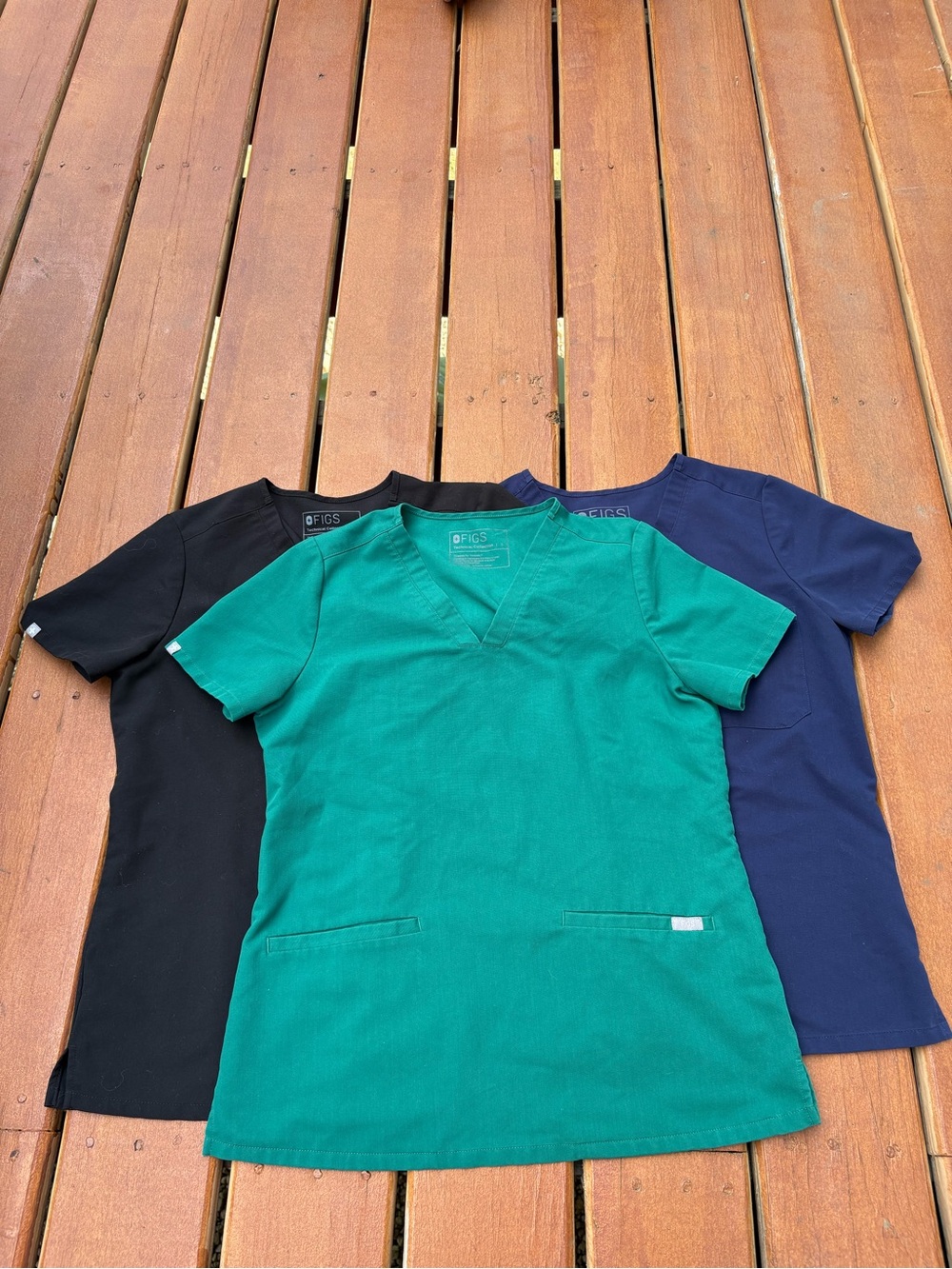 Bundle of Figs Women’s Short Sleeve V Neck Scrub Tops